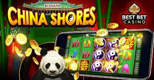 Filipino player browsing the 520jl Casino lobby on a smartphone