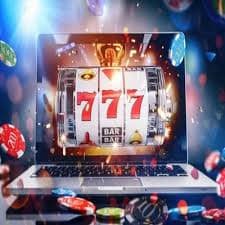 520jl Casino live dealer table game on a mobile screen in the Philippines